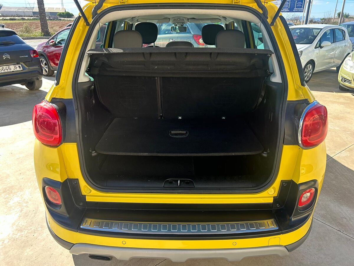 FIAT 500L TREKKING 1.4 TURBO AUTO SPANISH LHD IN SPAIN 76000 MILES SUPERB 2013